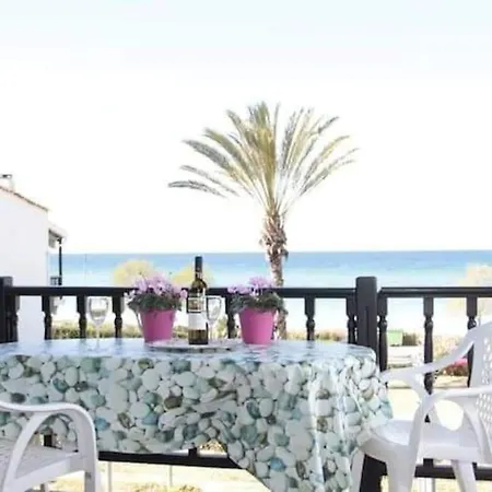 Semesterbostad Beautiful Sea Side Maisonette In Halkidiki Possidi