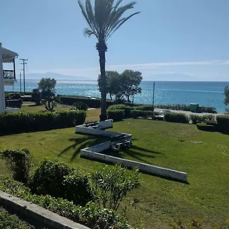 Semesterbostad Beautiful Sea Side Maisonette In Halkidiki *