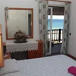 Vakantiehuis Beautiful Sea Side Maisonette In Halkidiki