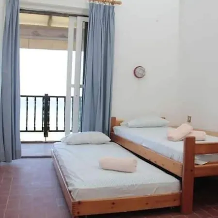 Feriehus Beautiful Sea Side Maisonette In Halkidiki Posidi