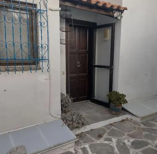 Beautiful Sea Side Maisonette In Halkidiki